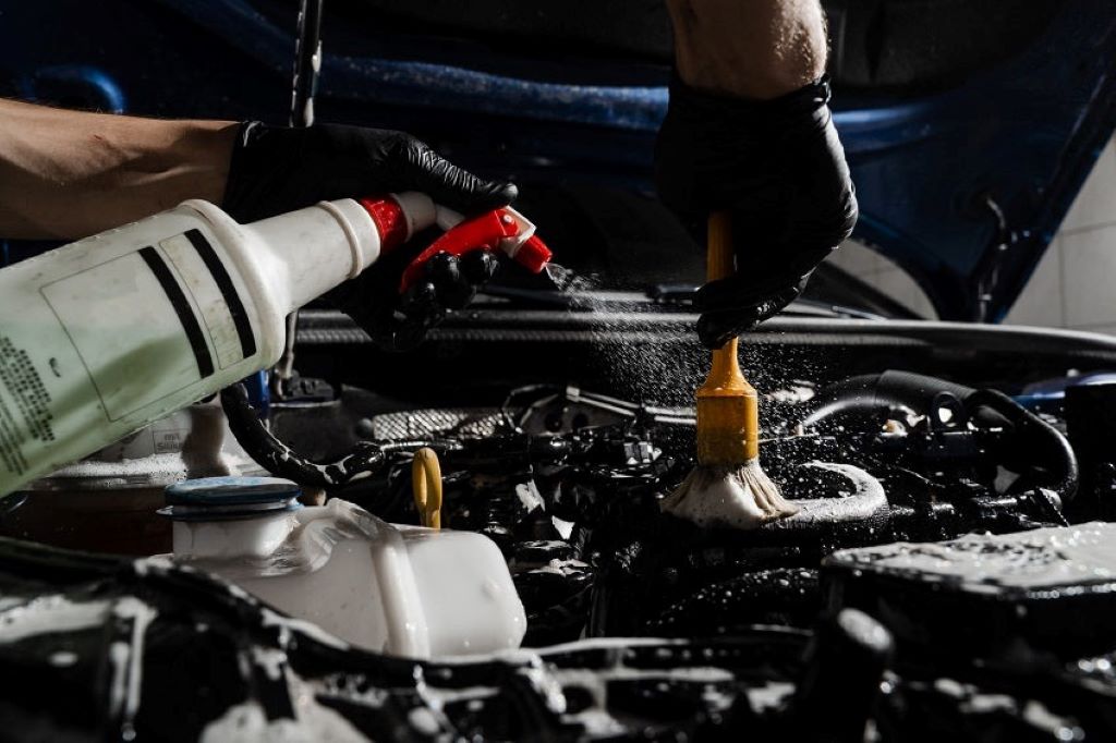 How long does it take to clean a car engine?